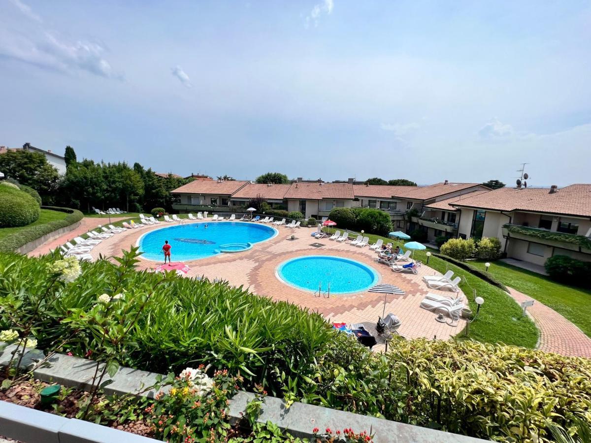 Kristall Lago Residence Дезенцано-дель-Гарда Екстер'єр фото